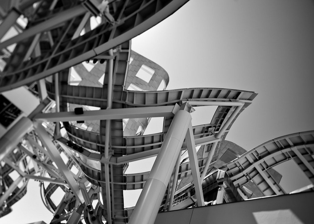 Cleveland Clinic Lou Ruvo Center for Brain Health - V