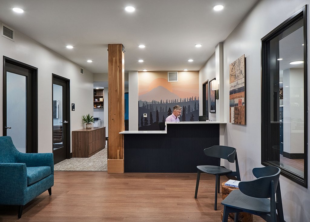 Crescent Court Apartments - XV